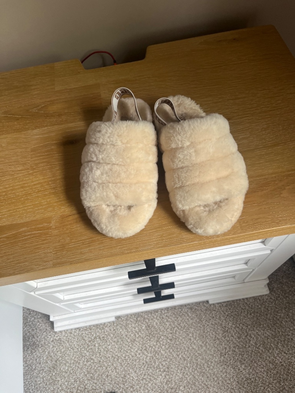 Slippers - Picture 2 of 3